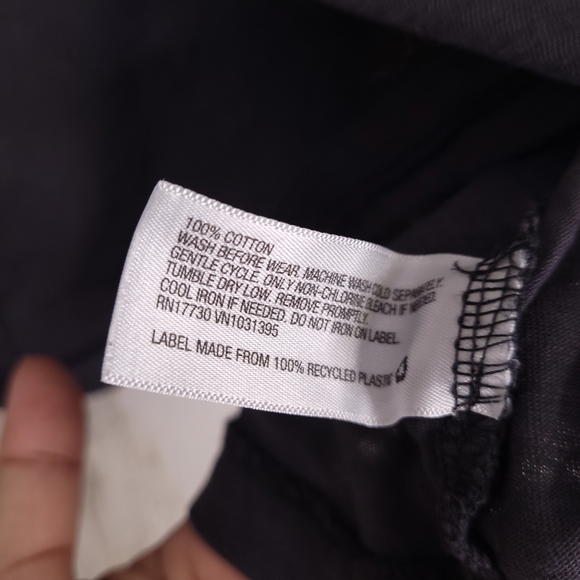 3/$15 Universal Thread Gray T-Shirt XL - Picture 3 of 4